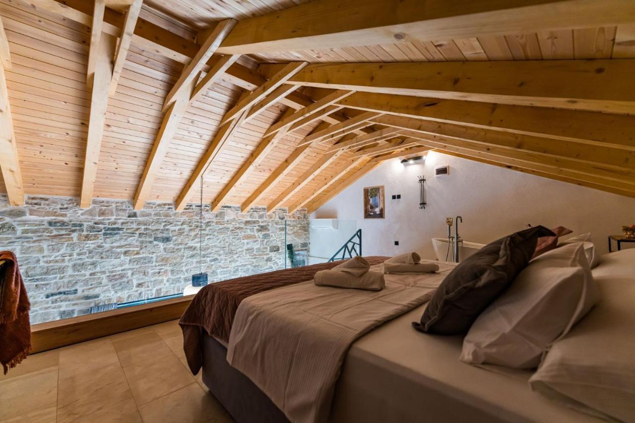 Stone House With Pool Poeta Villa Pridraga Luaran gambar